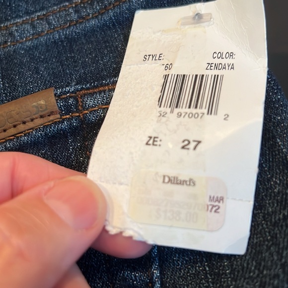 Joes jeans shorts 27 color Zendaya original $138  from Dillards - Picture 10 of 10